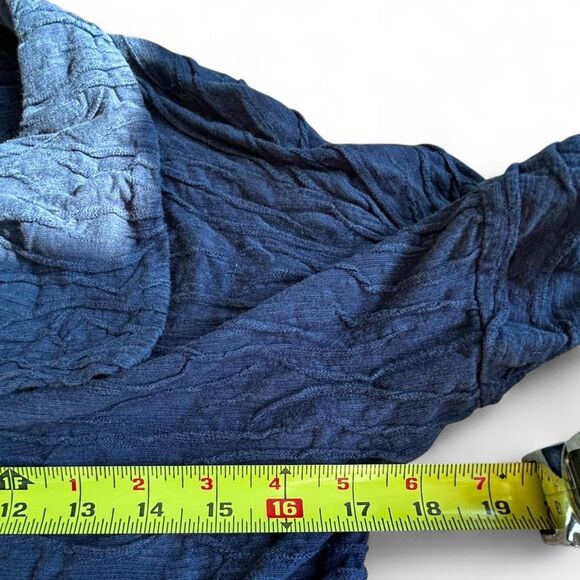 Horny toad Women's Navy Sweater Small EUC - Picture 4 of 5